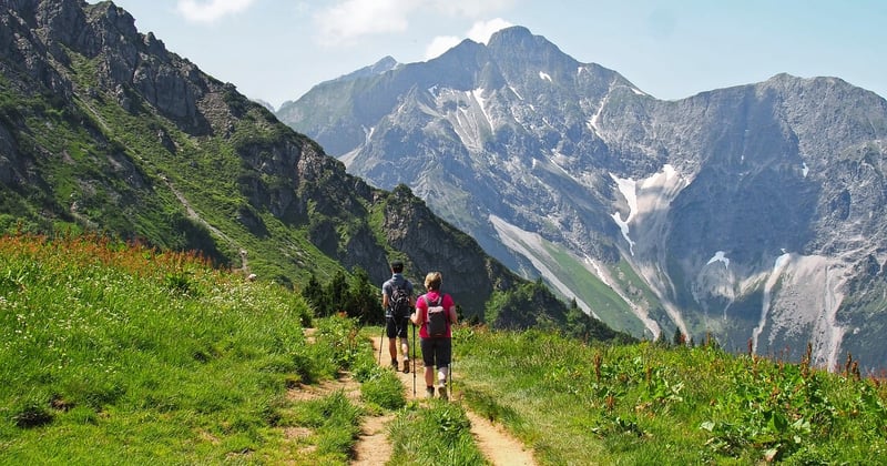 Randonnée écoresponsable dans les Alpes françaises : le guide qui change tout